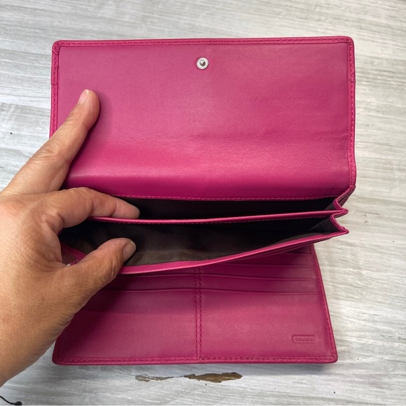 Coach Vintage Trifold Pink Leather Long Wallet Card Holder Y2K - Picture 12 of 15